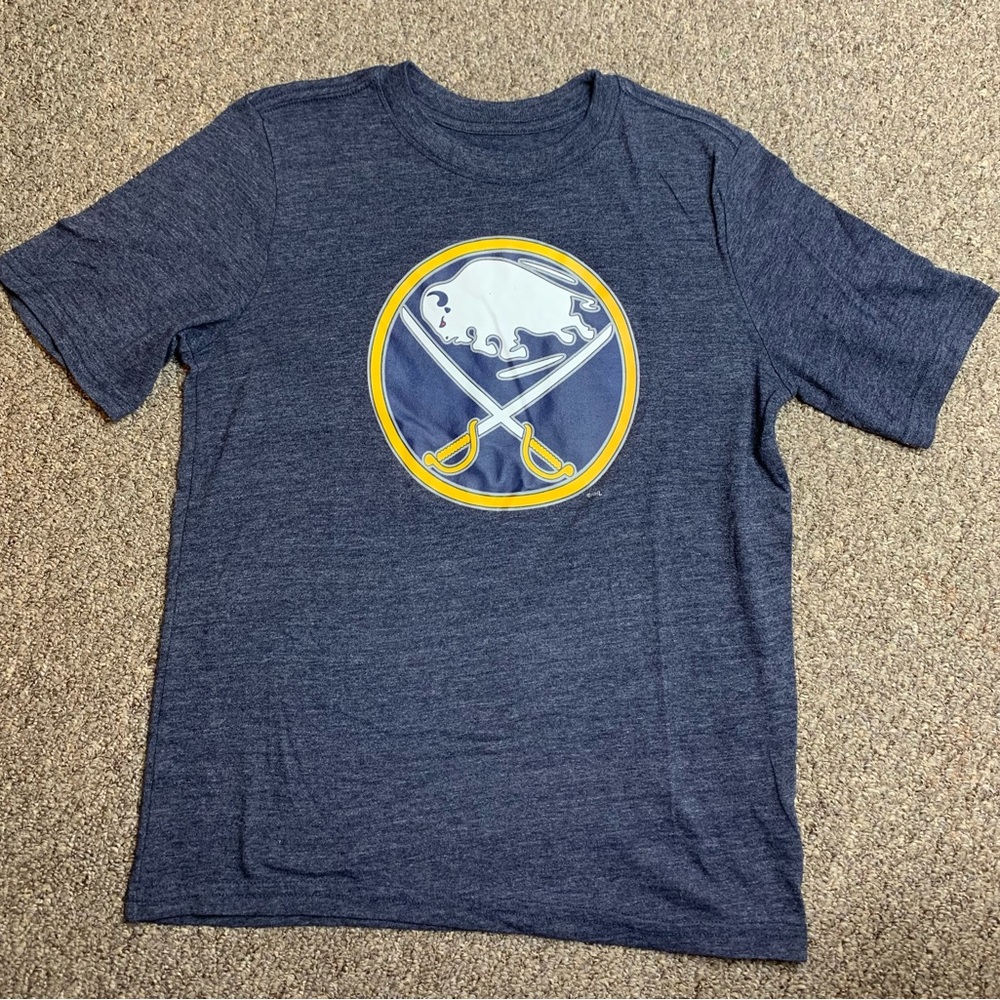 Buffalo Sabres Size Youth Large 12/14 T-Shirt Short Sleeve Tee Shirt